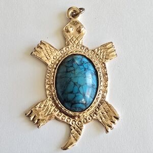 Turtle pendant blue cabochon gold tone animal tortoise terrapin jewelry